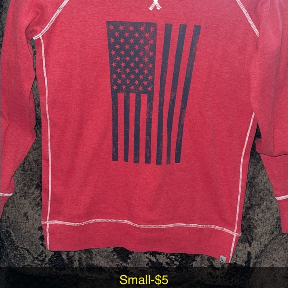 Red Flag Print women’s